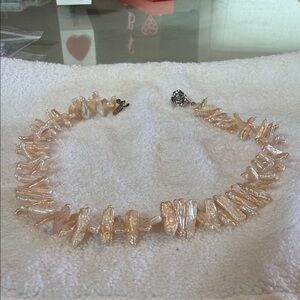 Source Unknown Iridescent Pearl Choker